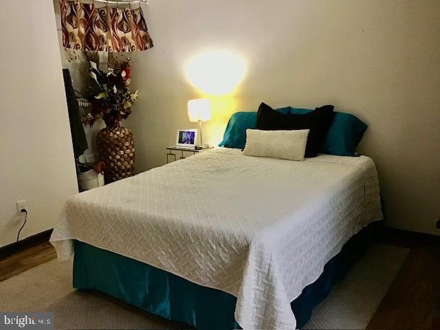 MEADOWCREST - Residential