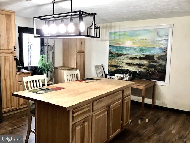 MEADOWCREST - Residential