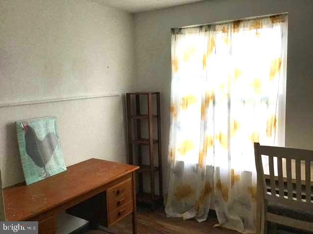 MEADOWCREST - Residential