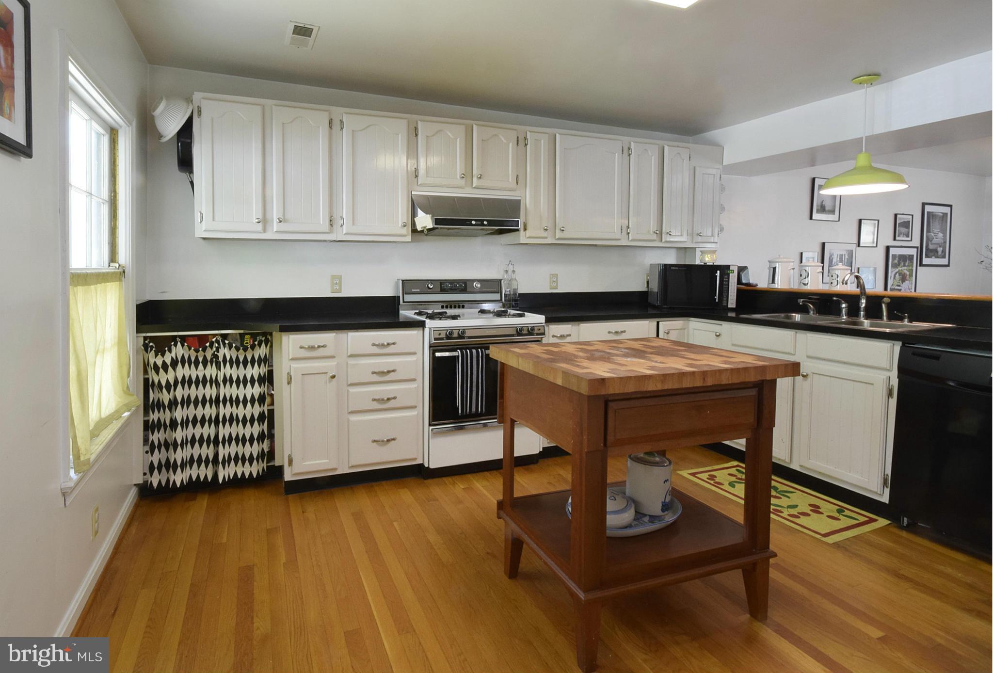 FALMOUTH - Residential