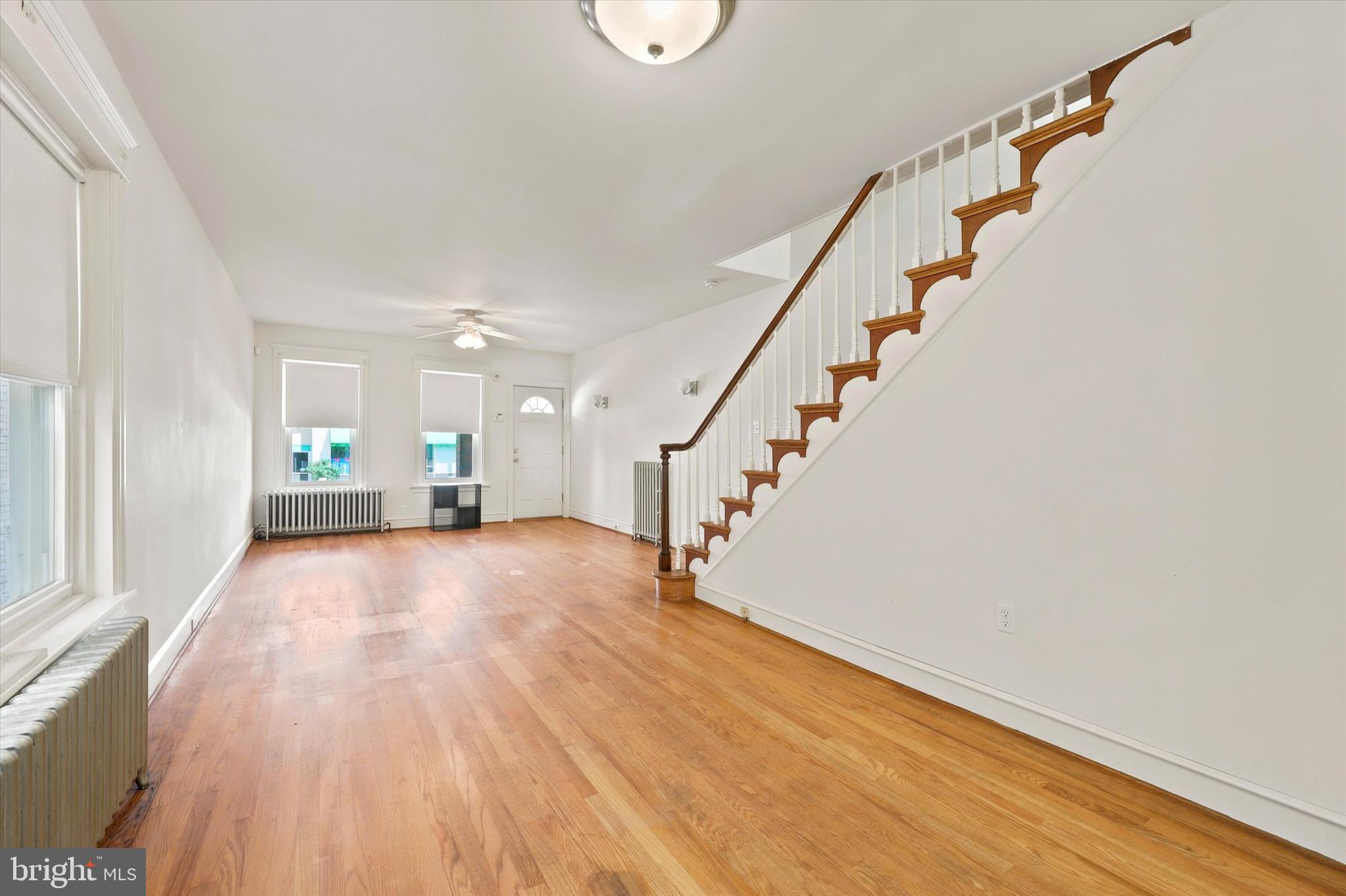 832 N UNION STREET