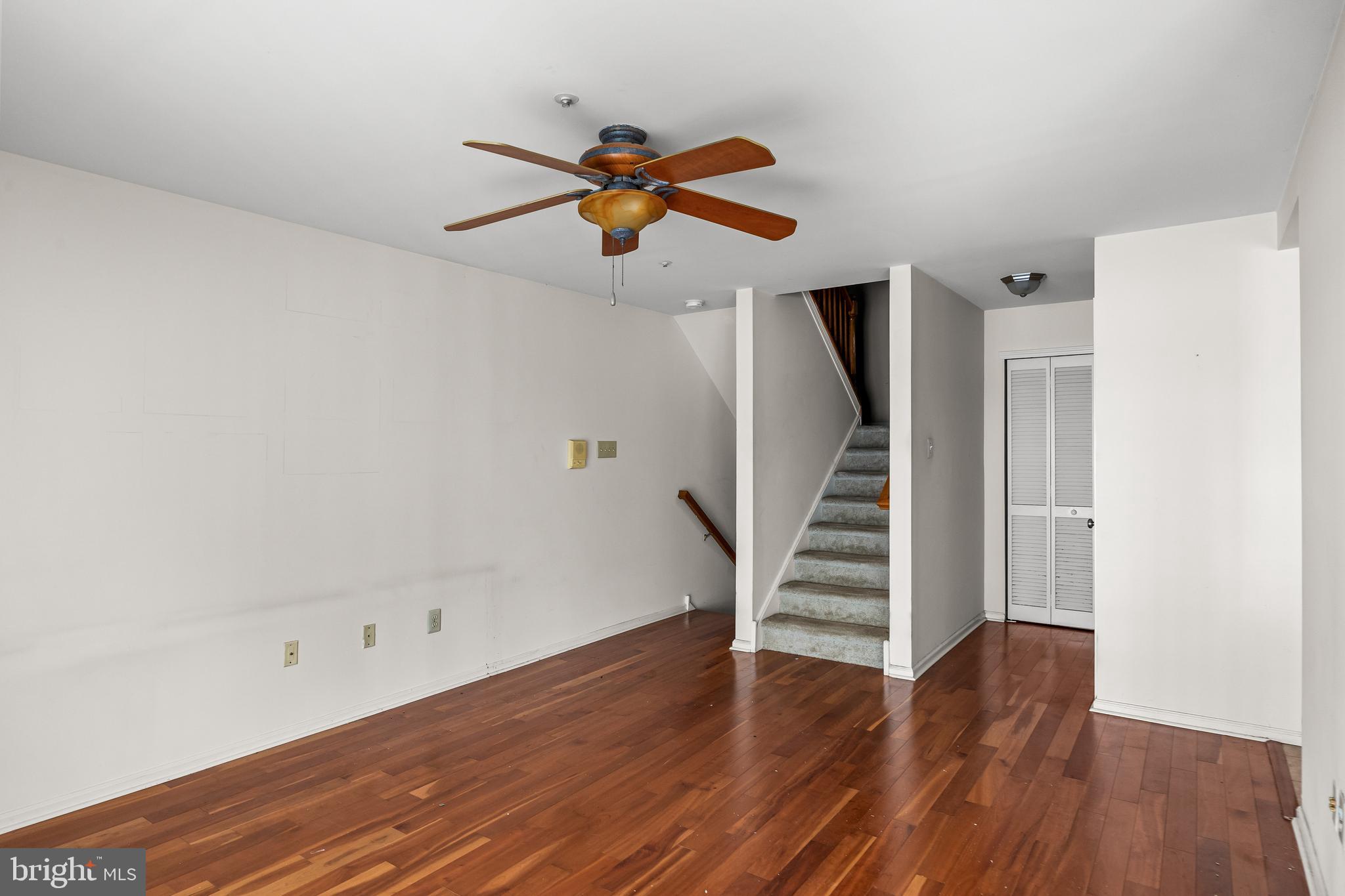 5801 RIVERFRONT DRIVE