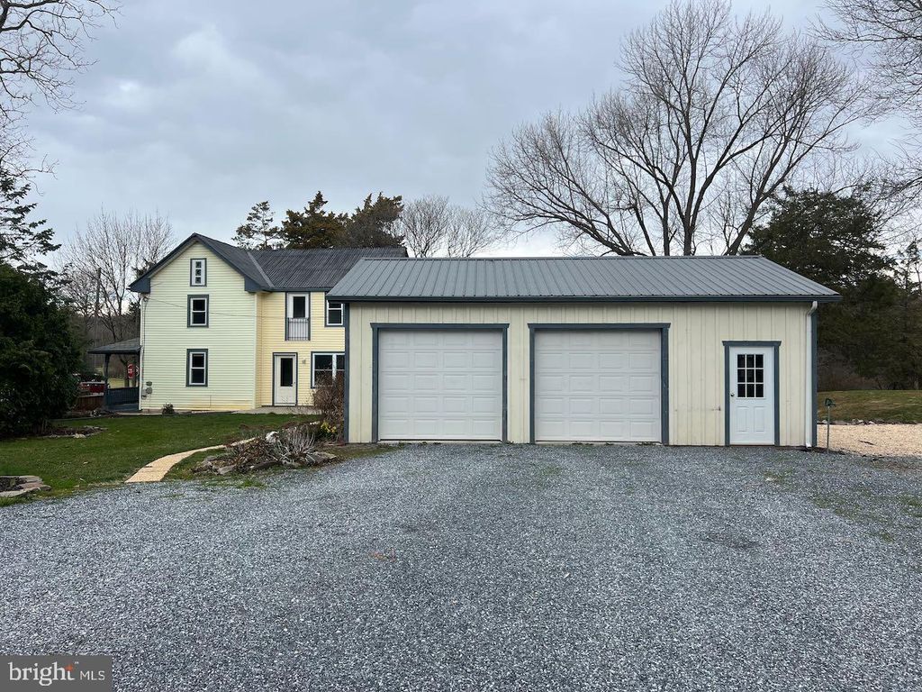 Photo of 695 Rife Run Road, MANHEIM, PA 17545 (MLS # PALA2066460)
