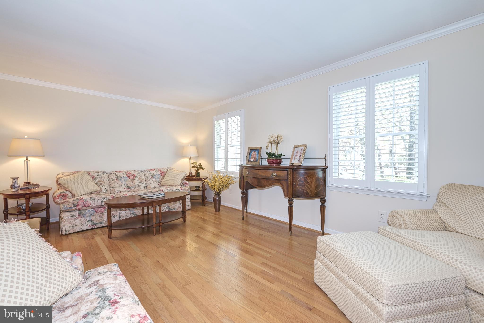 12 FOXWOOD LANE