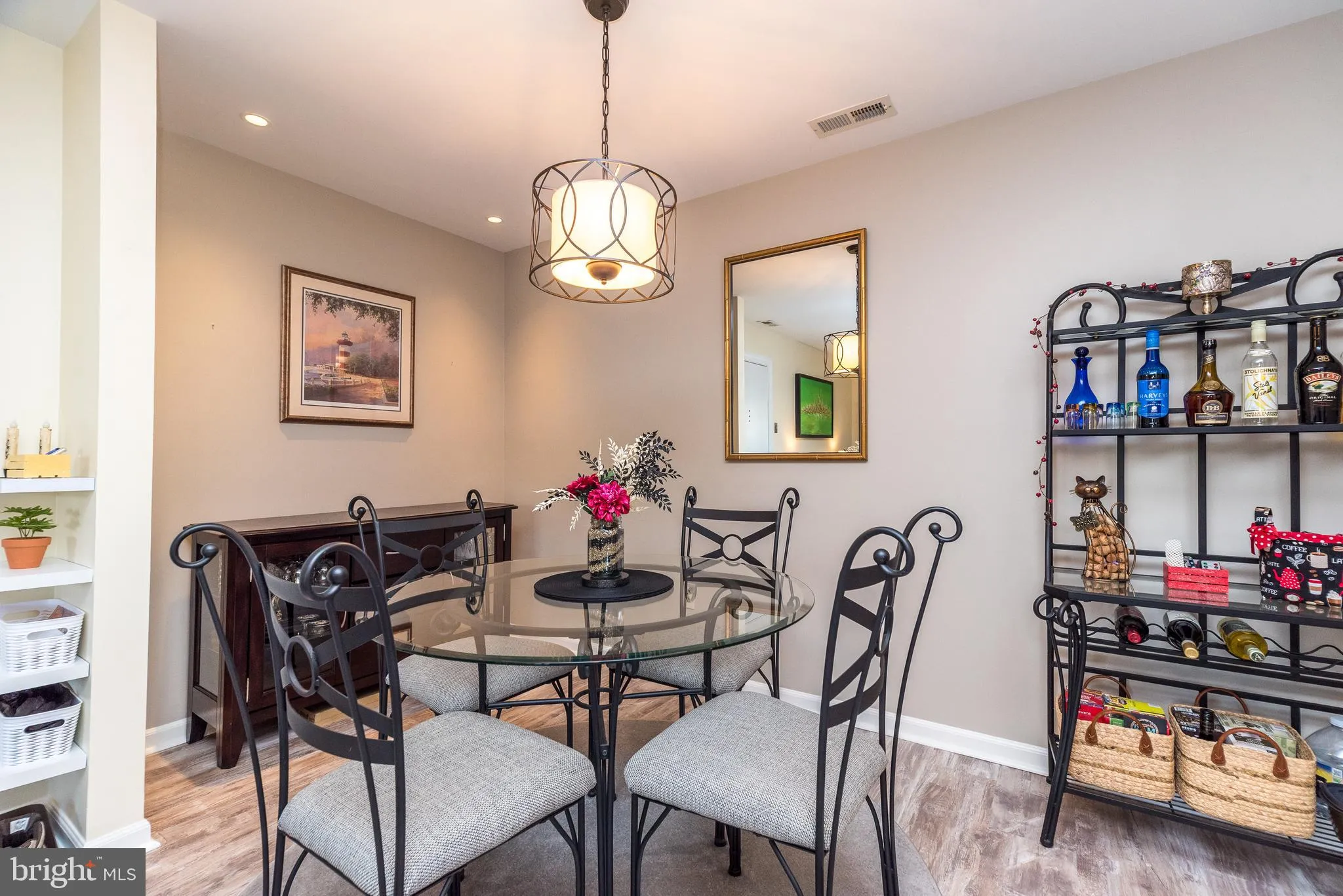 North Wales, Pennsylvania 19454, United States, 2 Bedrooms Bedrooms, ,2 BathroomsBathrooms,Residential,Coming Soon,223757