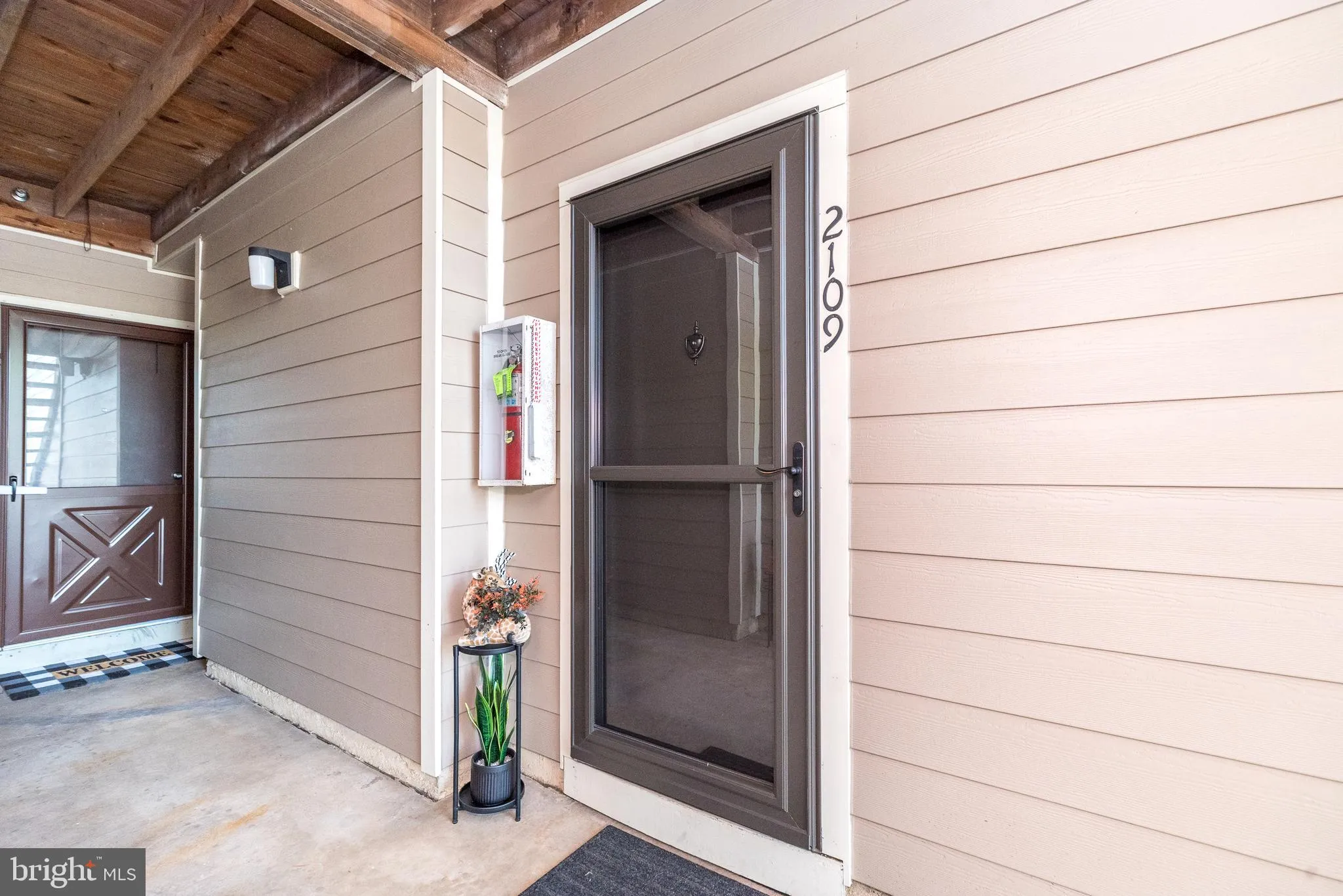 North Wales, Pennsylvania 19454, United States, 2 Bedrooms Bedrooms, ,2 BathroomsBathrooms,Residential,Coming Soon,223757