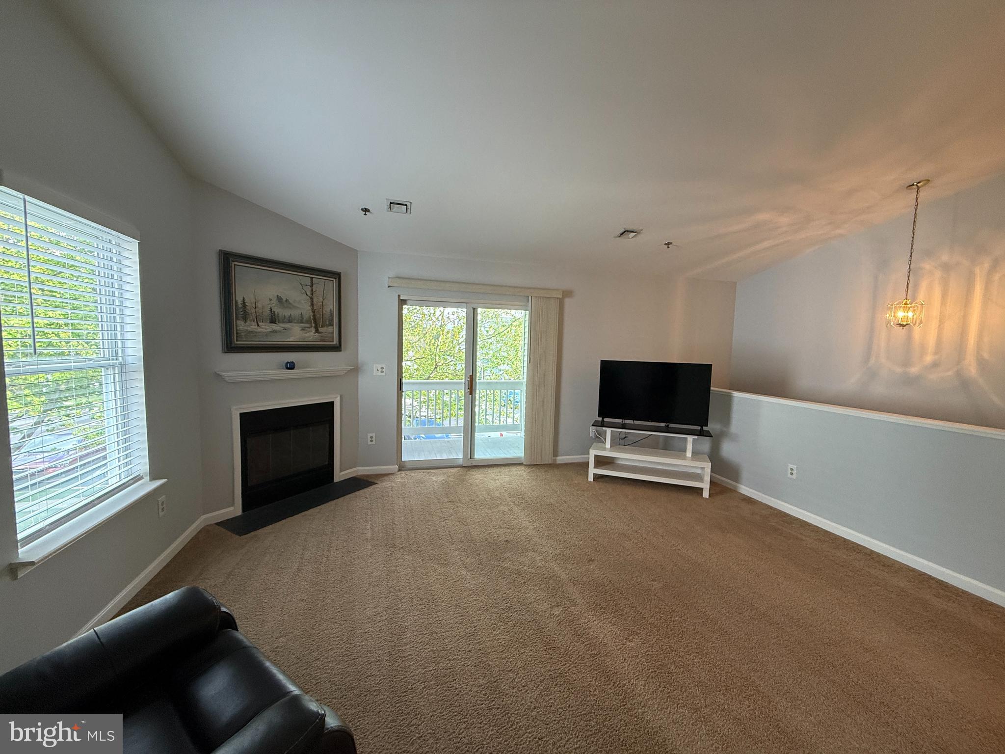 5809 HIDDEN LAKE DRIVE P