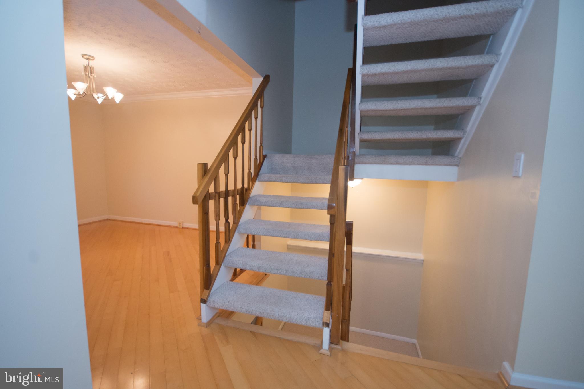 COURTS OF TYSONS - Residential Lease