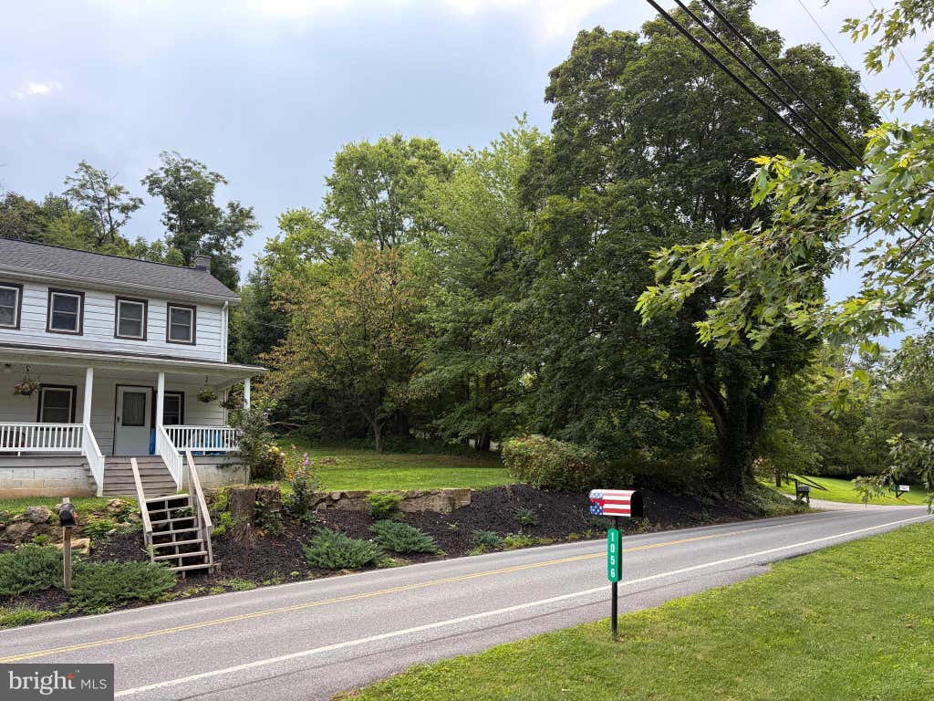 Photo of 1055 Rawlinsville Road, WILLOW STREET, PA 17584 (MLS # PALA2094466)