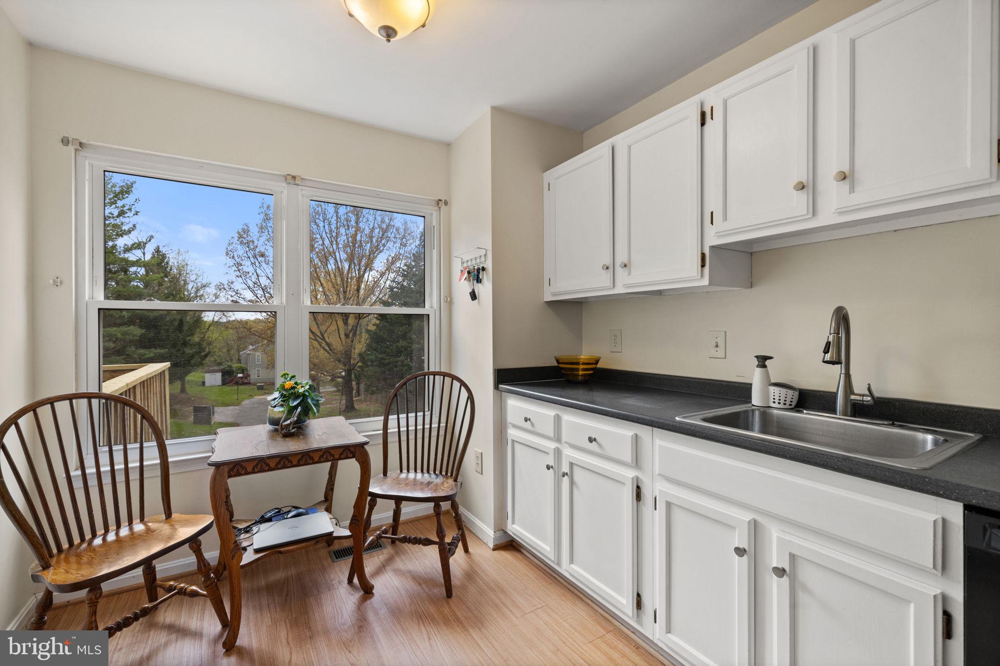 HILLSIDE TOWNES - Residential