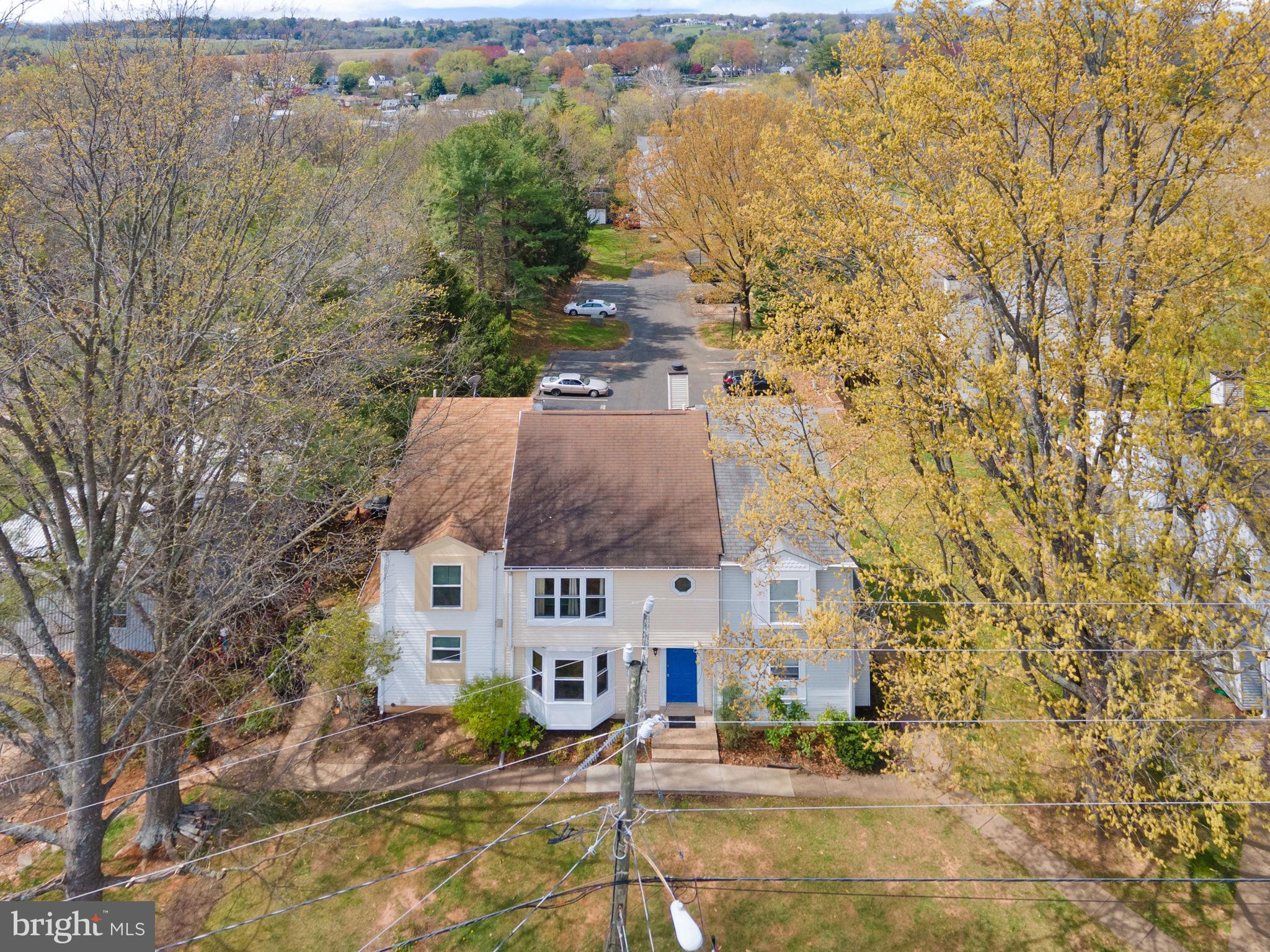 HILLSIDE TOWNES - Residential