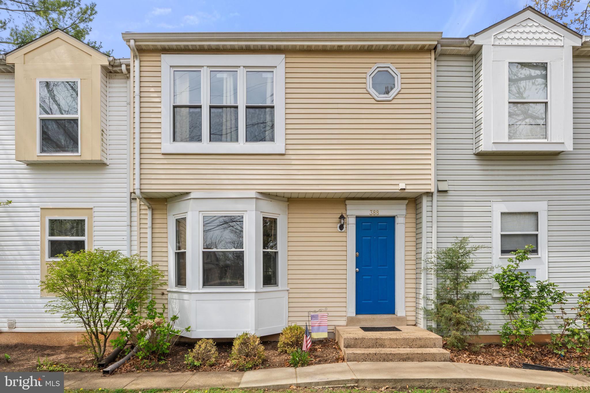 HILLSIDE TOWNES - Residential