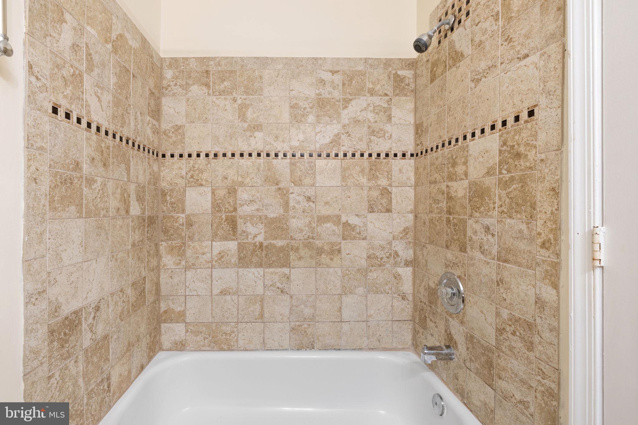 HILLSIDE TOWNES - Residential