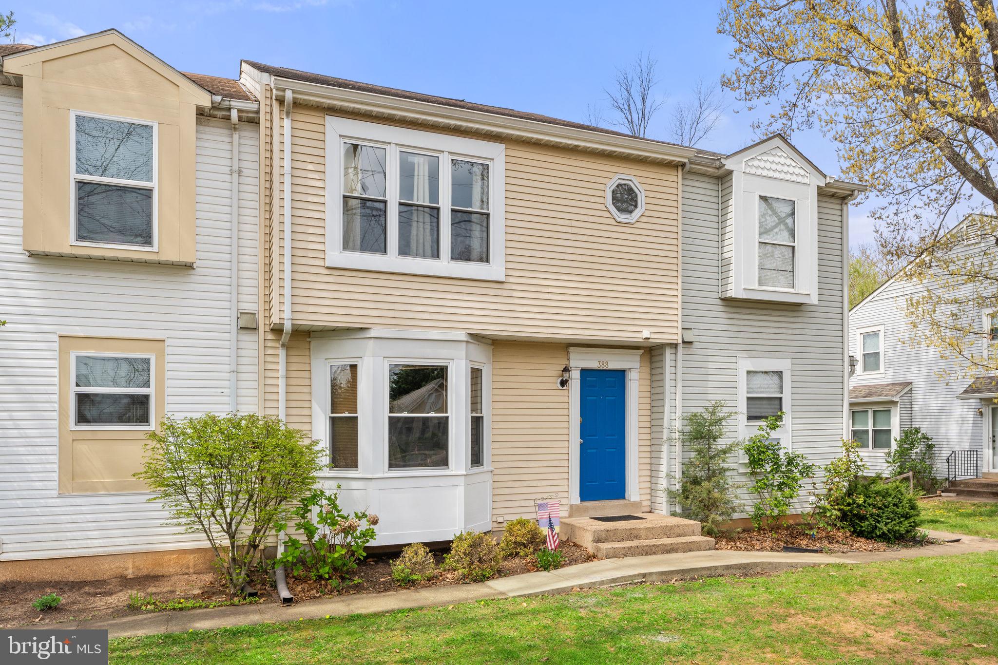 HILLSIDE TOWNES - Residential