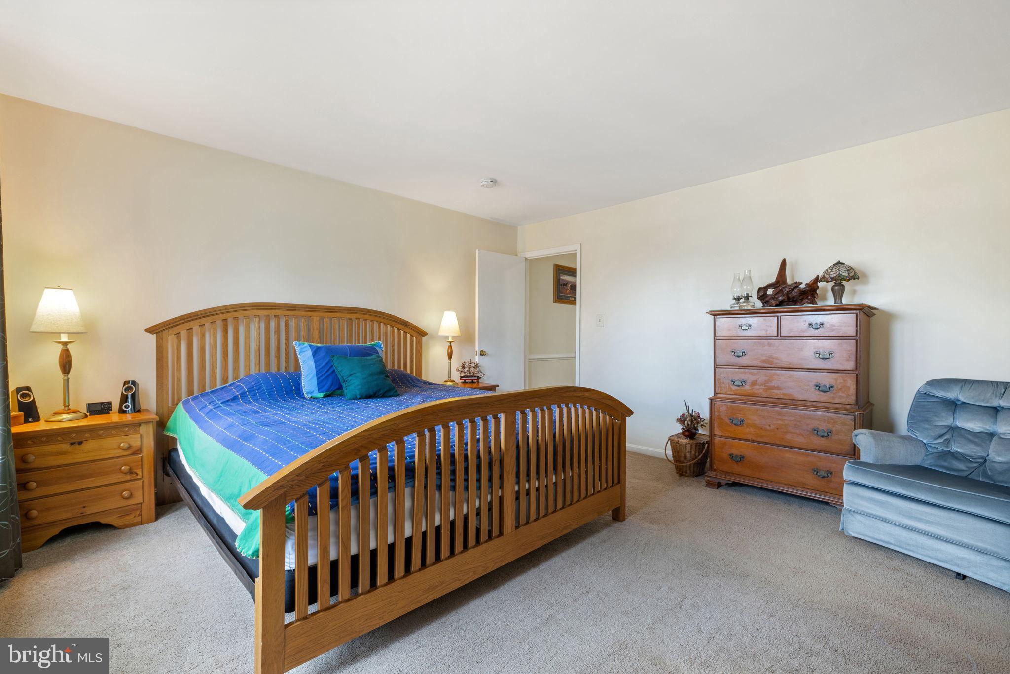 HILLSIDE TOWNES - Residential