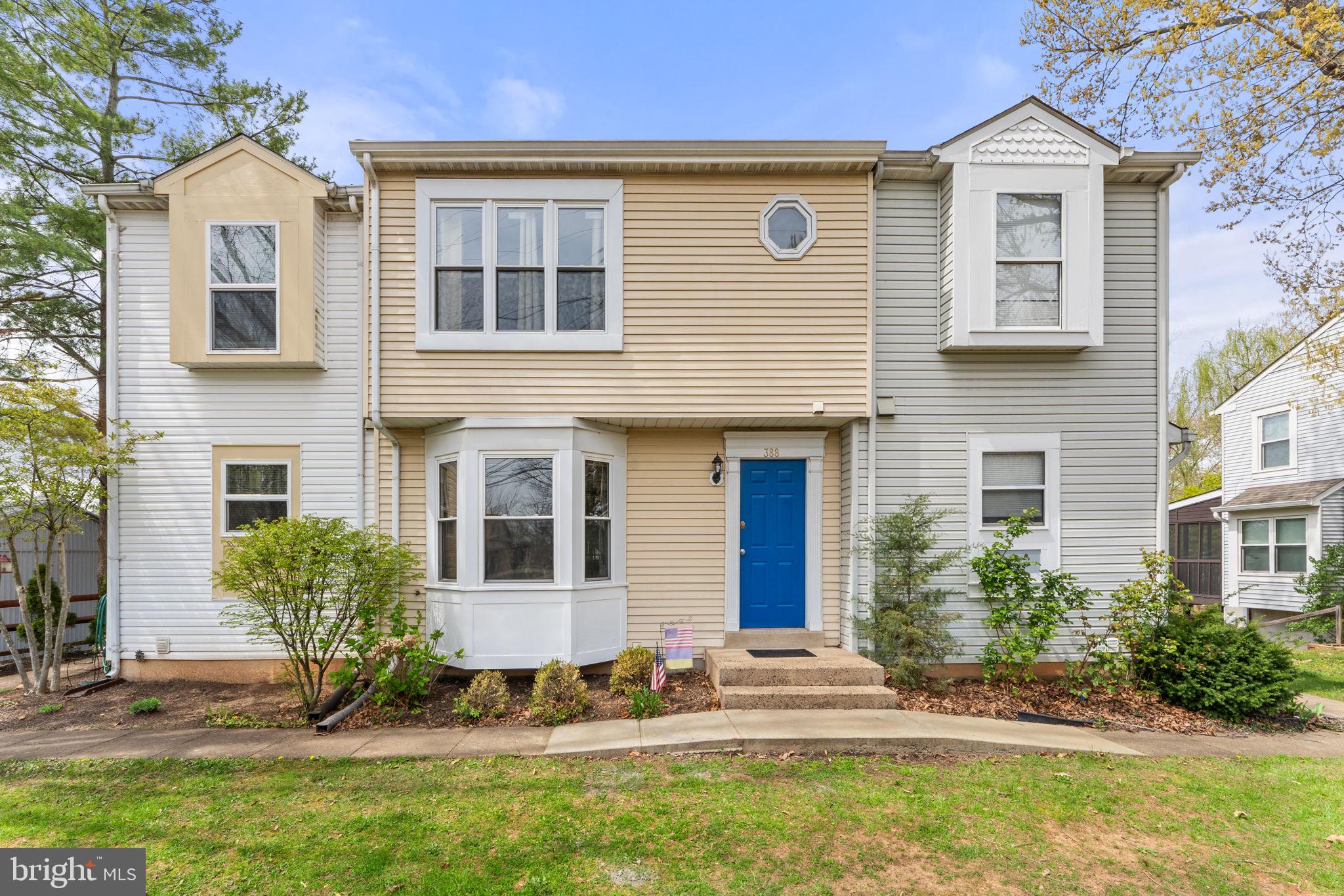 HILLSIDE TOWNES - Residential