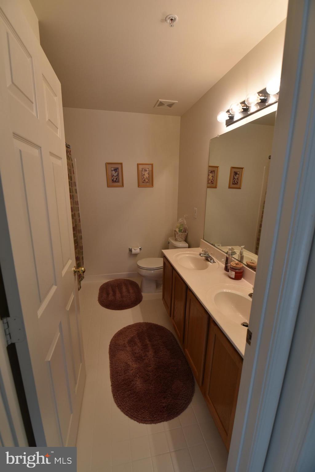 WINDSOR MEWS - Residential