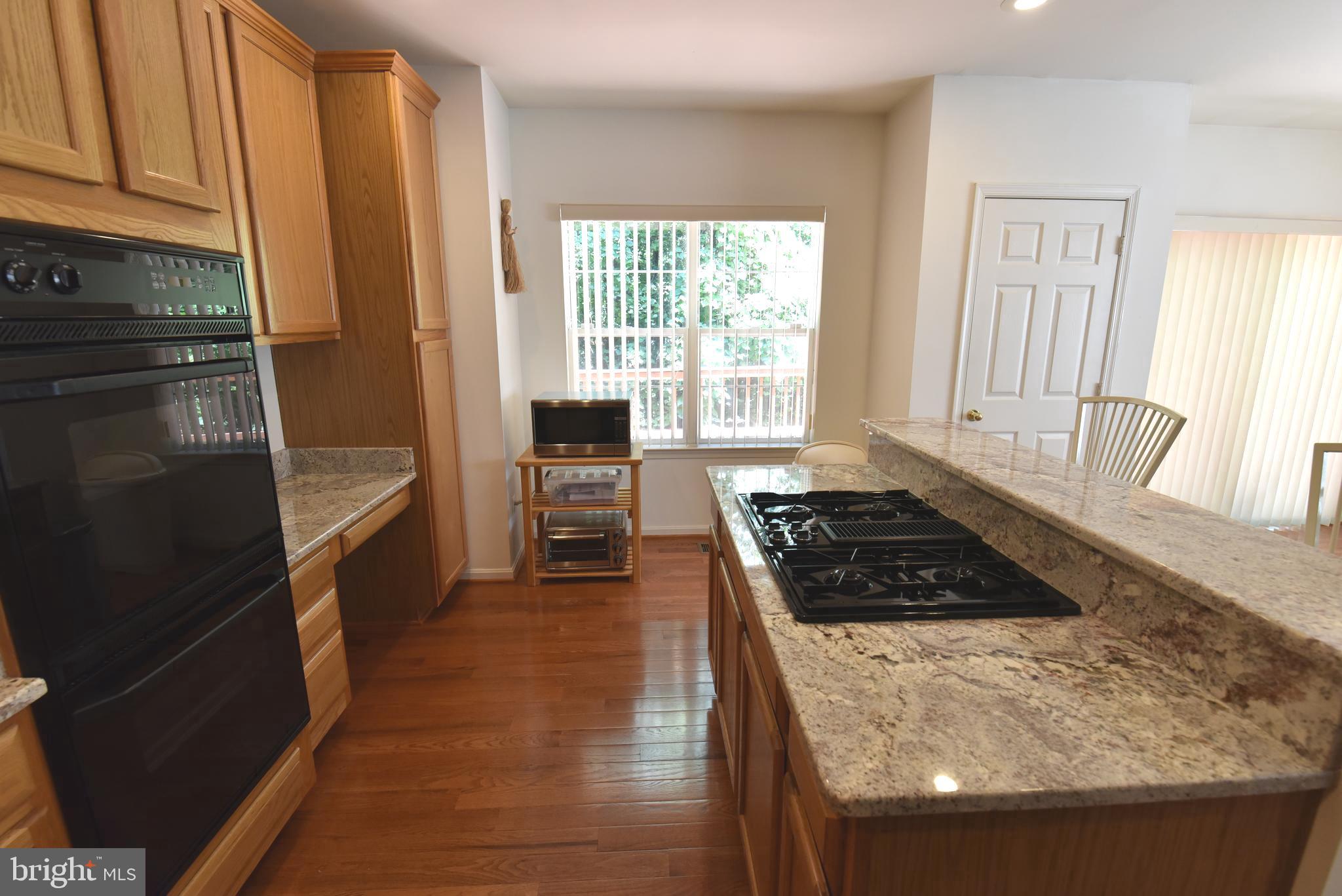 WINDSOR MEWS - Residential