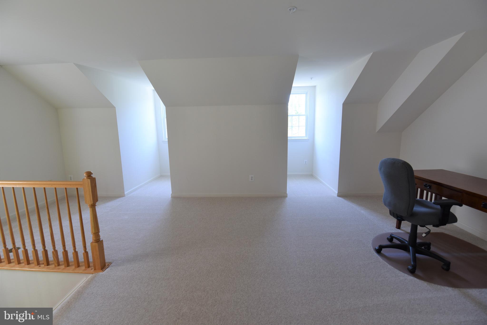 WINDSOR MEWS - Residential