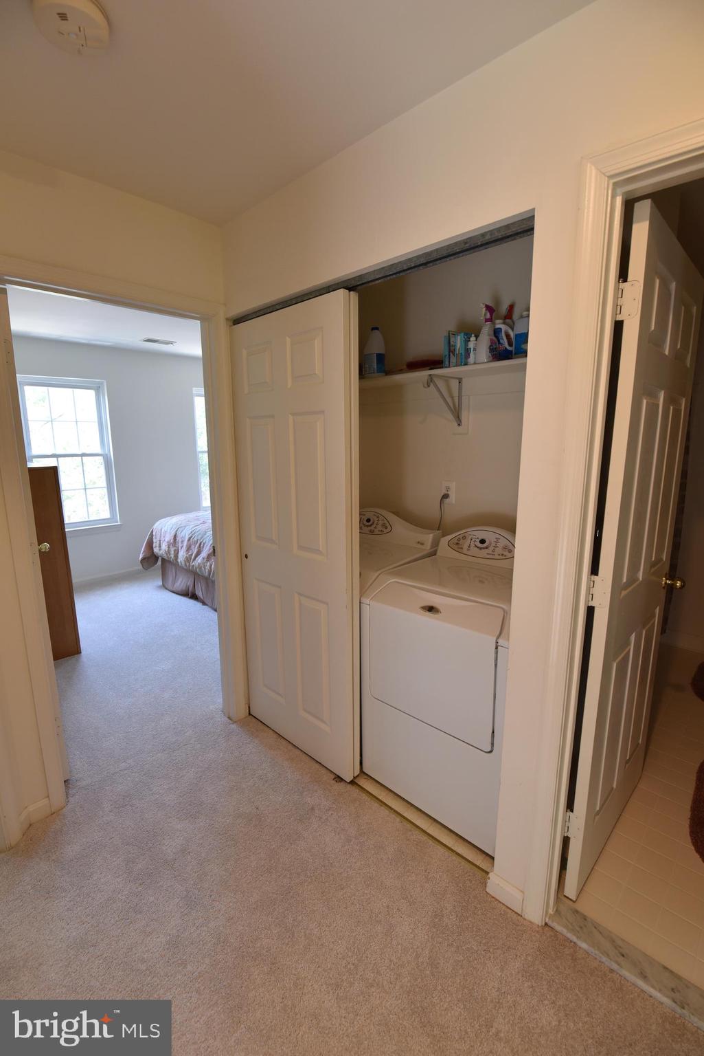 WINDSOR MEWS - Residential