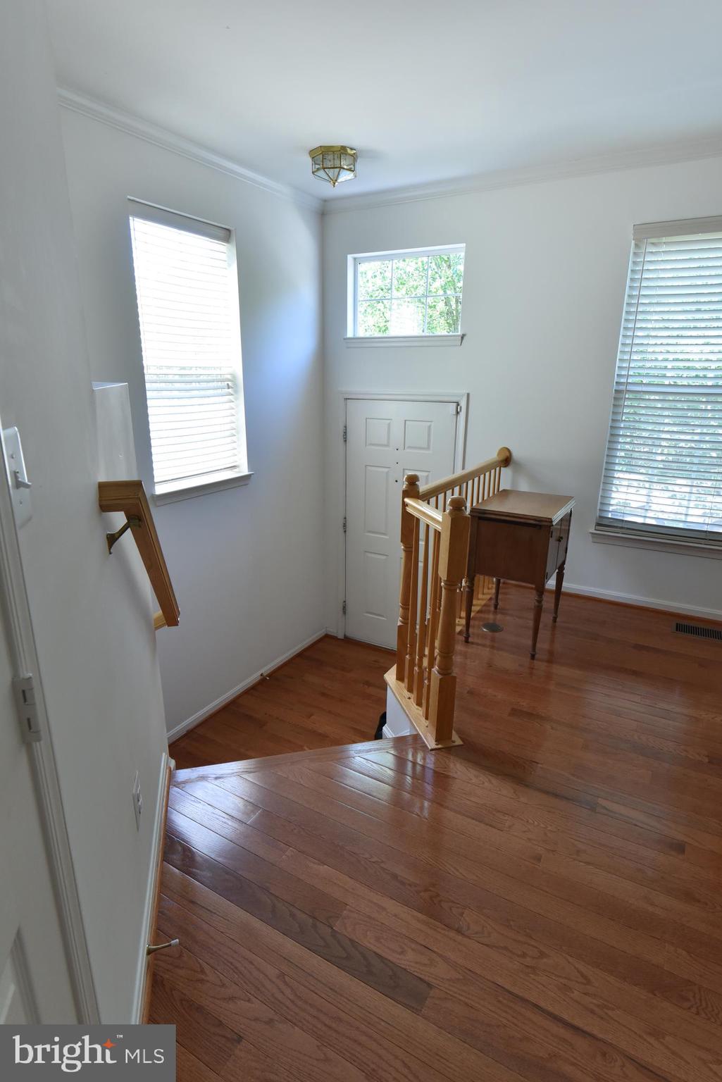 WINDSOR MEWS - Residential