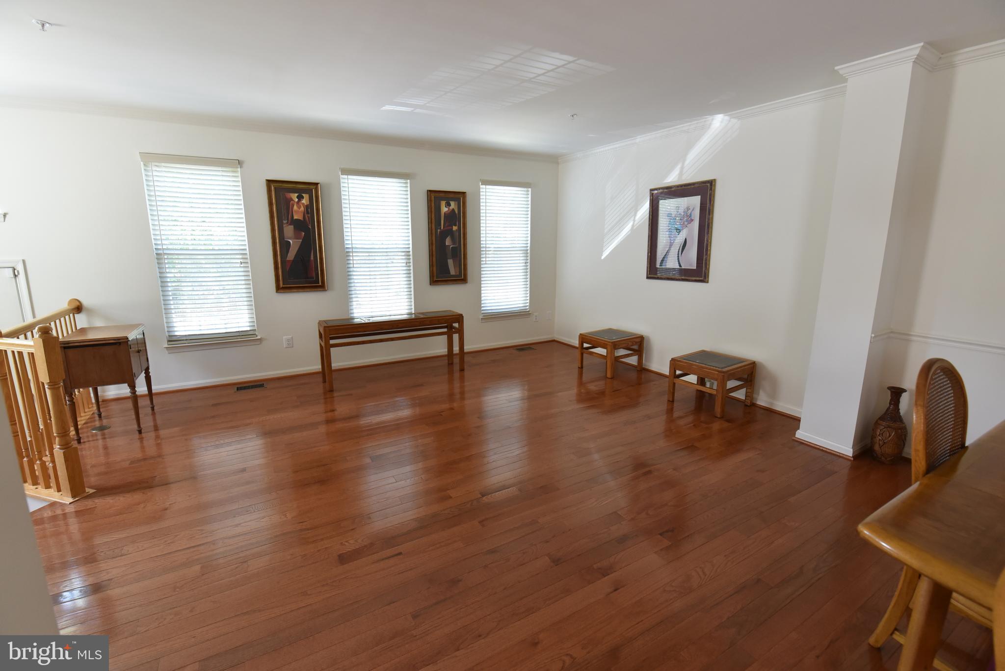 WINDSOR MEWS - Residential