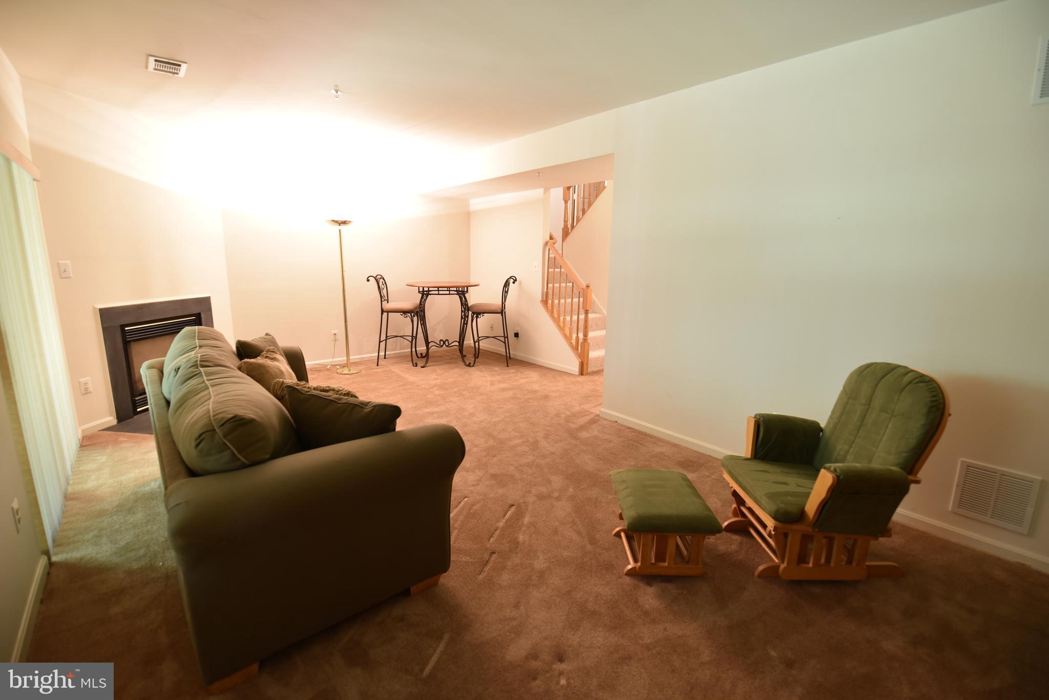 WINDSOR MEWS - Residential