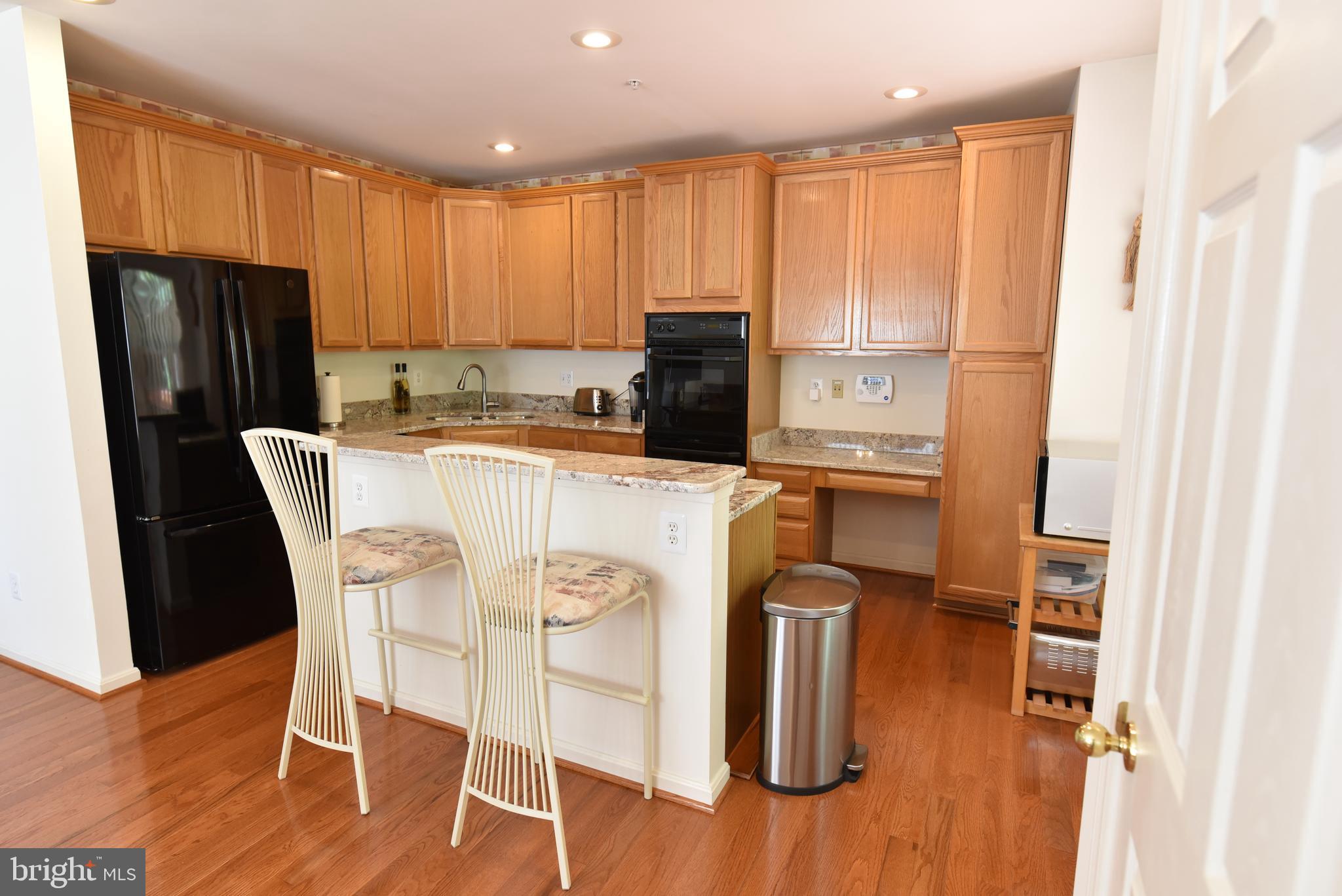 WINDSOR MEWS - Residential