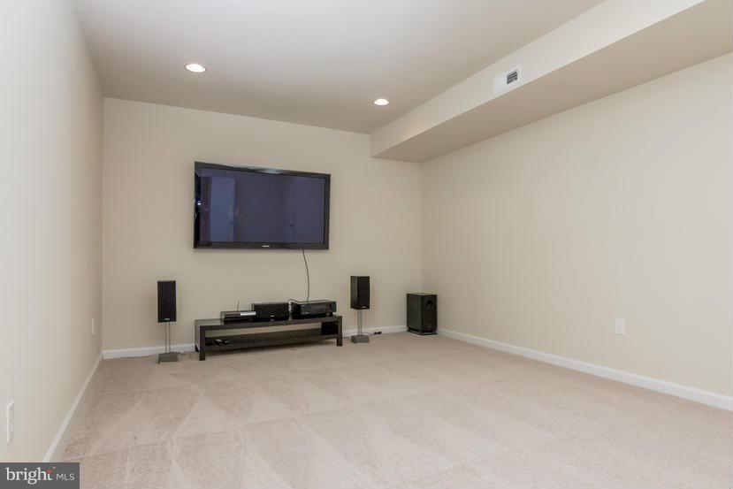 TALL CEDAR ESTATES - Residential