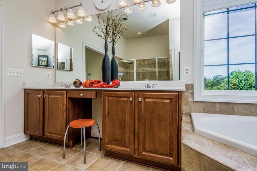 TALL CEDAR ESTATES - Residential