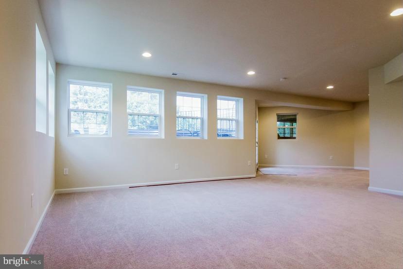 TALL CEDAR ESTATES - Residential