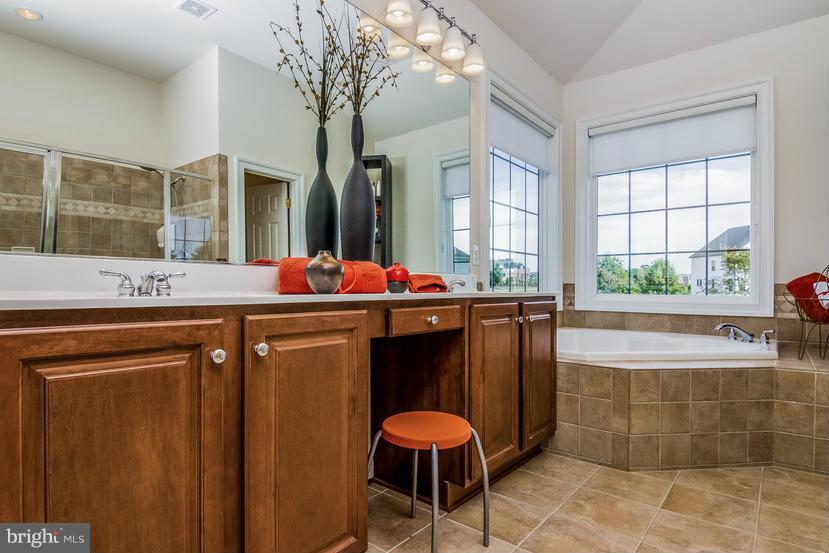 TALL CEDAR ESTATES - Residential