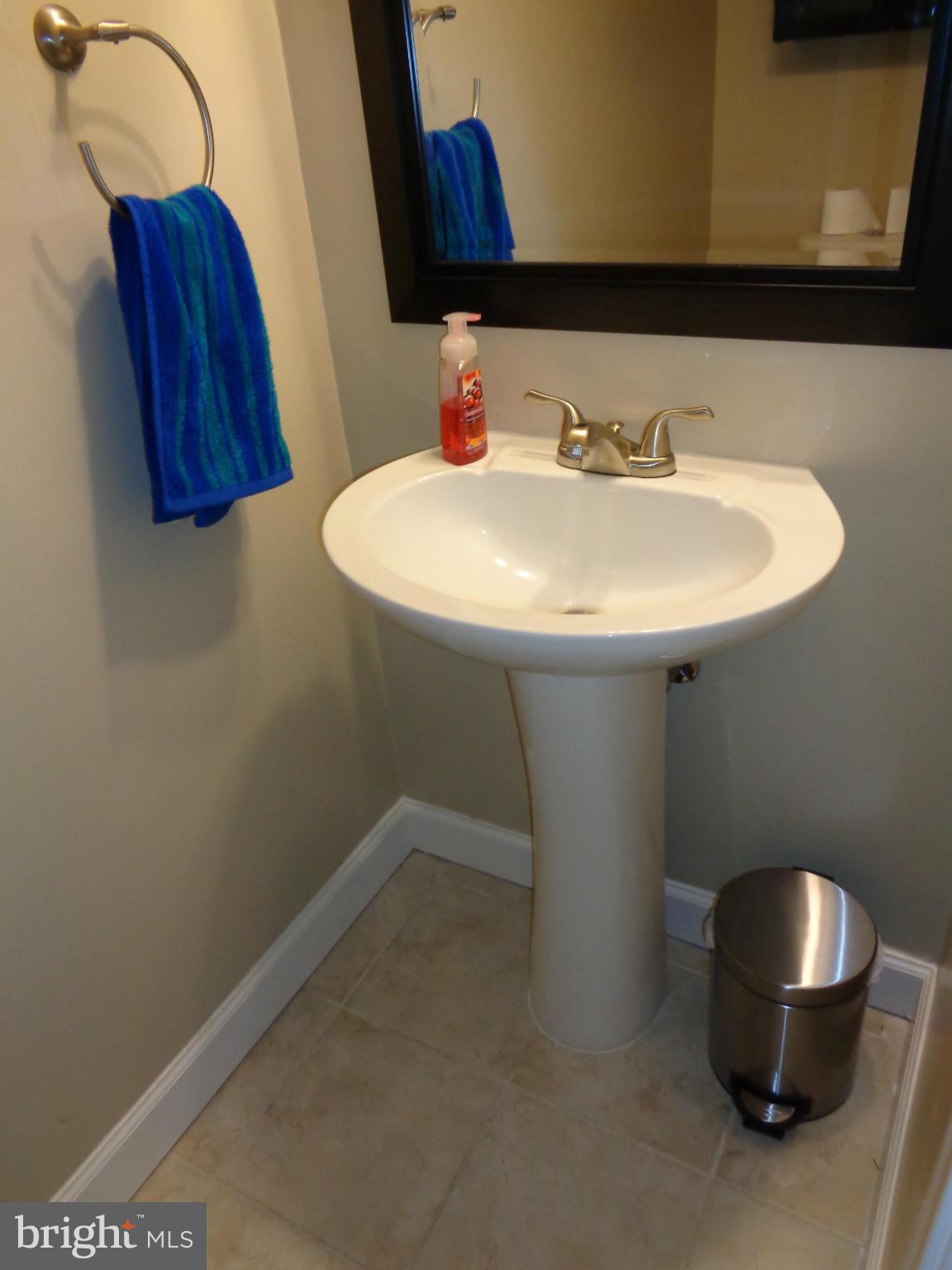 RYON WOODS SUB - Residential