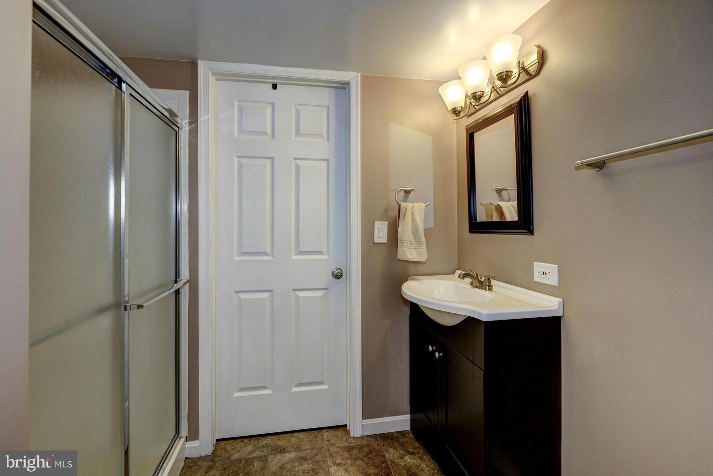 VILLAGE OF HICKORY RIDGE - Residential