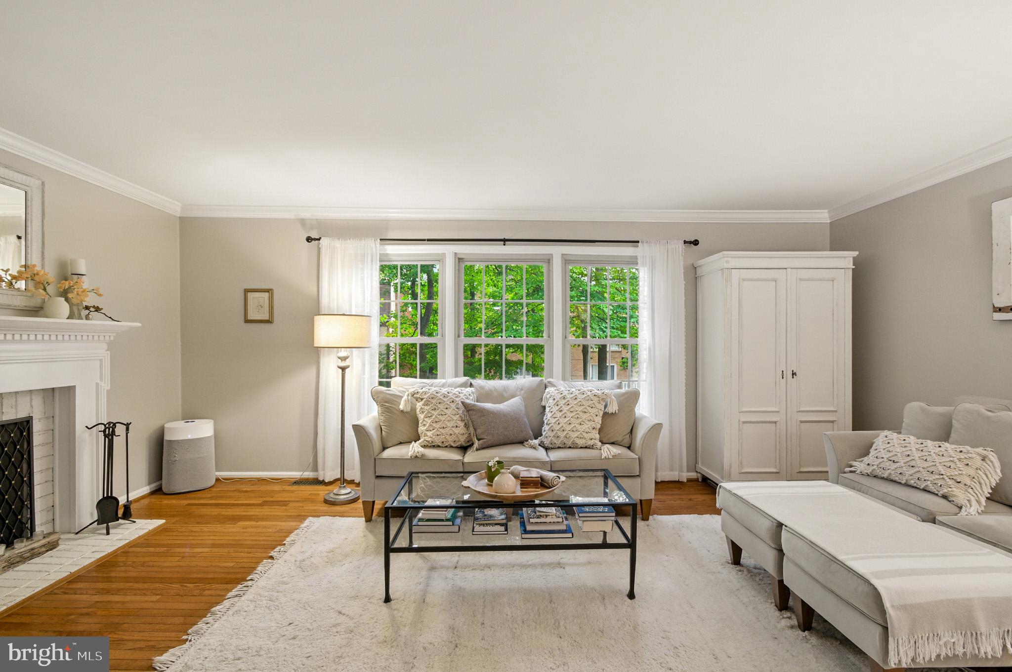 LAKE LOUISE - Residential