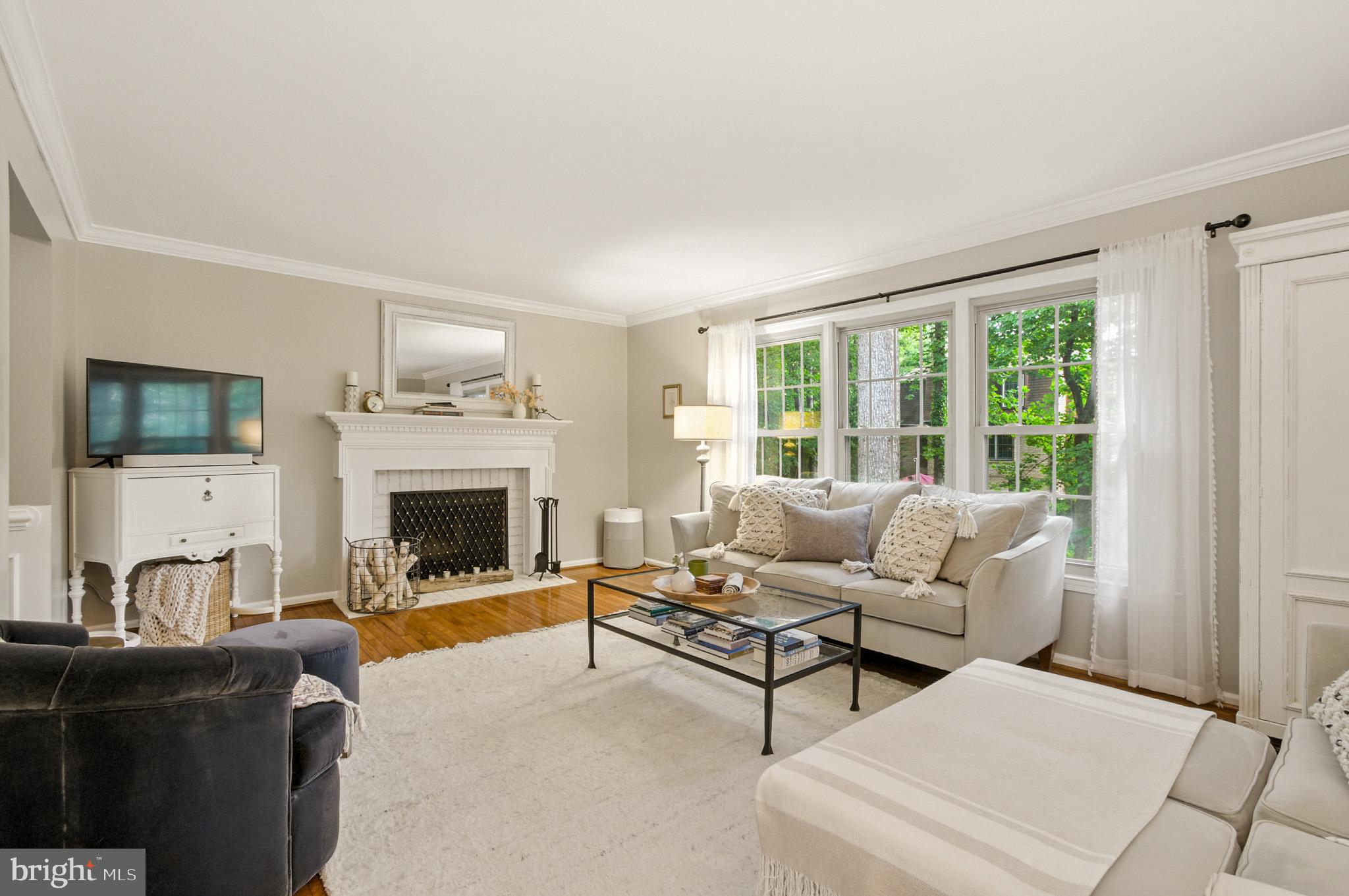 LAKE LOUISE - Residential