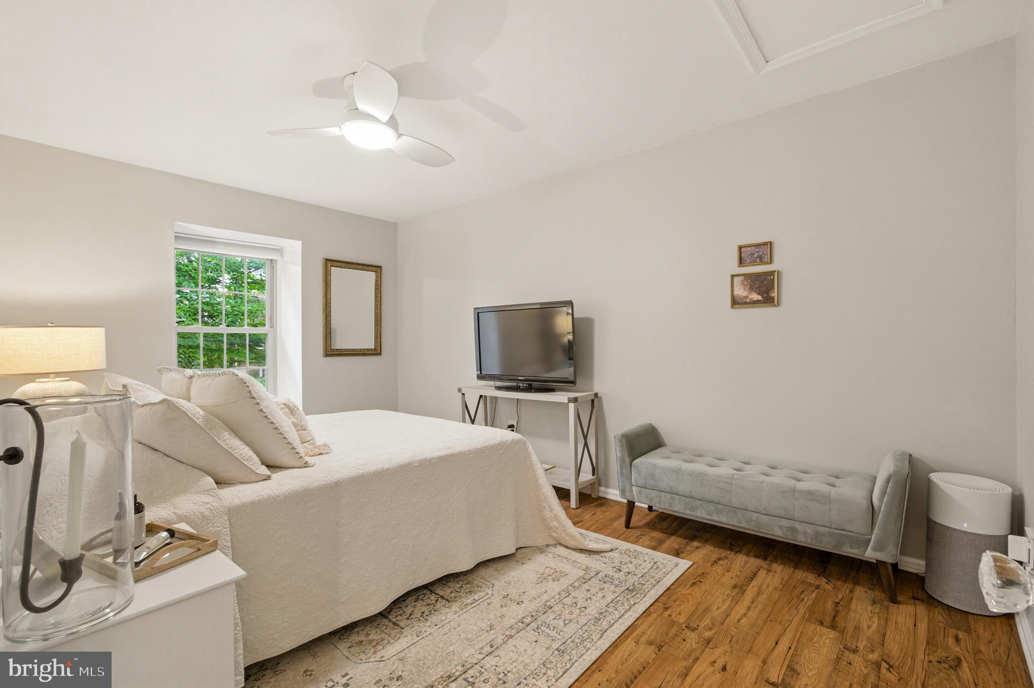 LAKE LOUISE - Residential