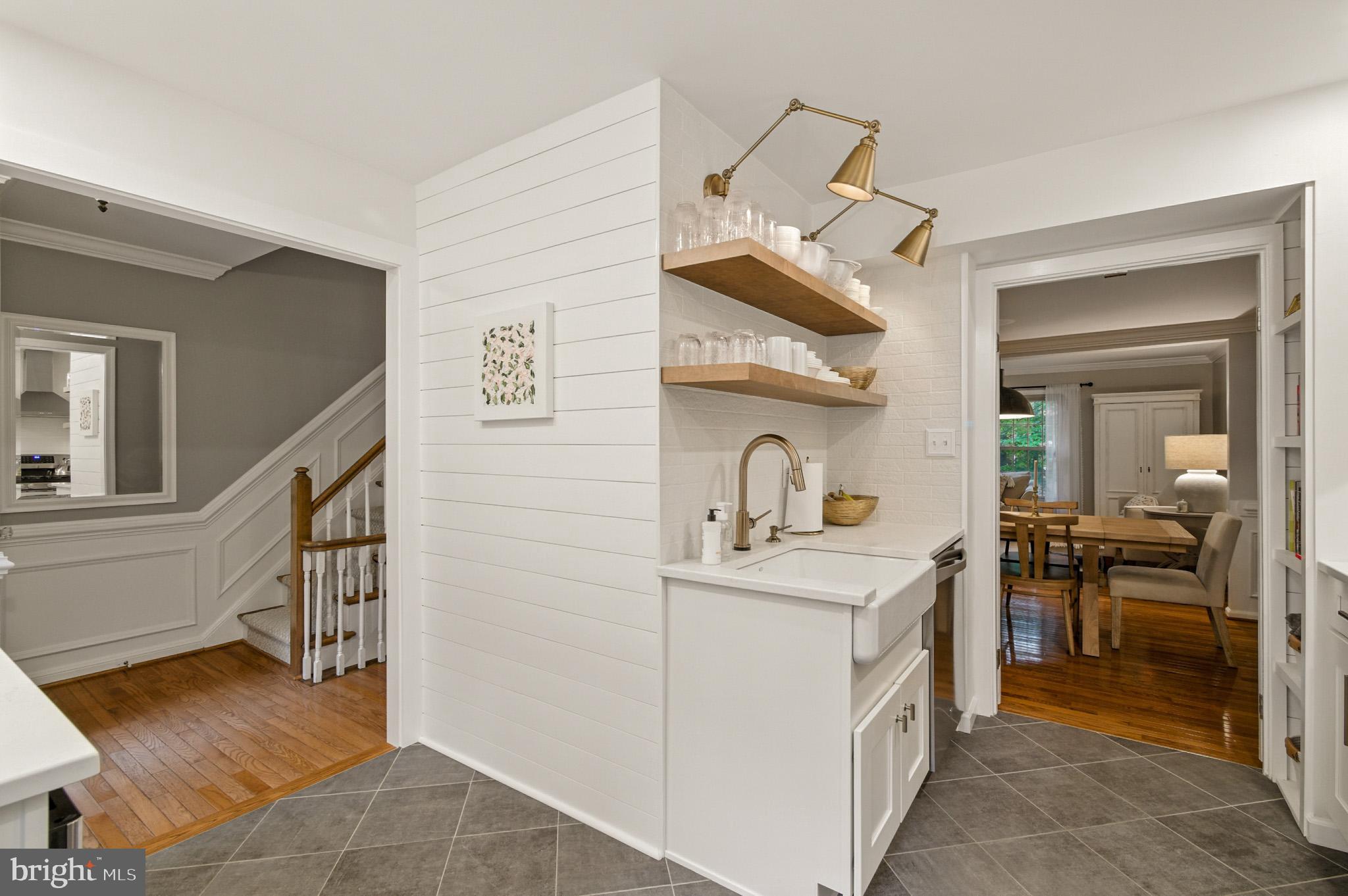 LAKE LOUISE - Residential