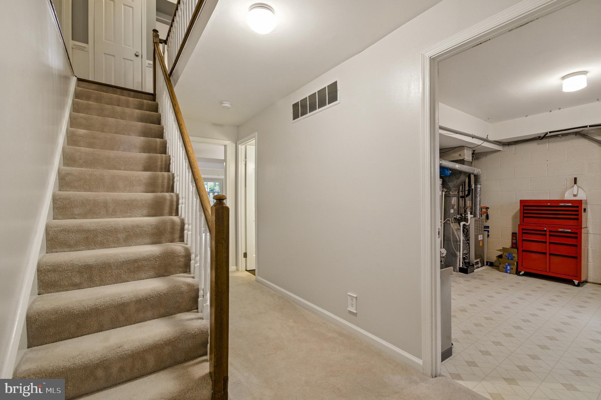 LAKE LOUISE - Residential