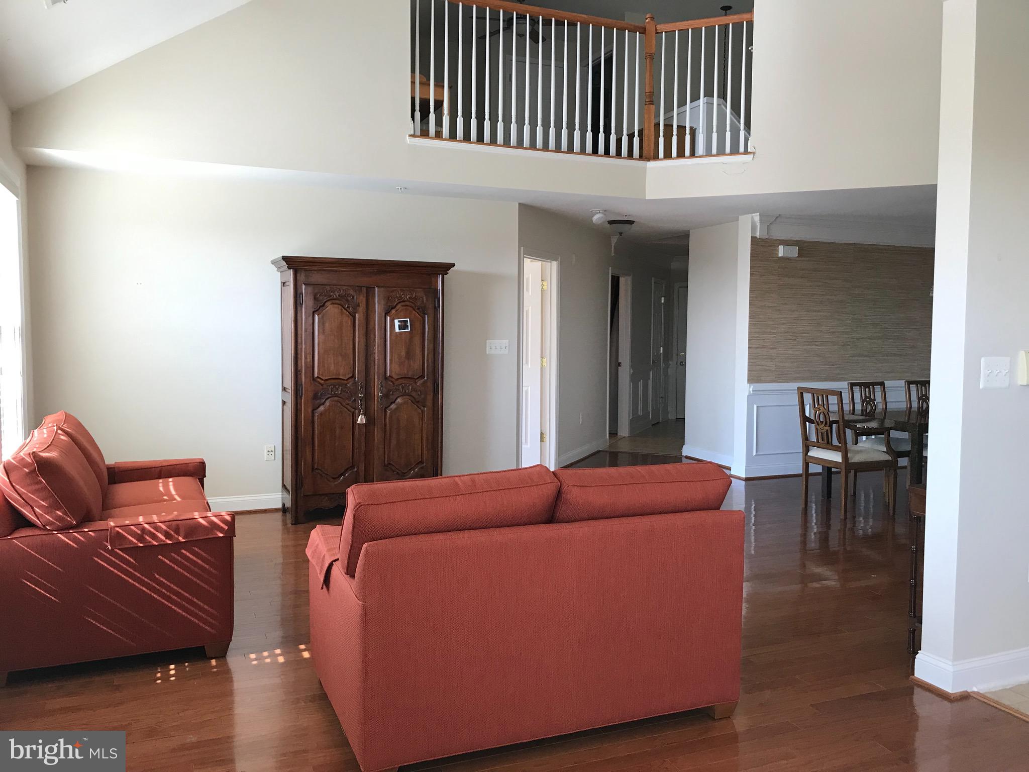 KING FARM IRVINGTON - Residential