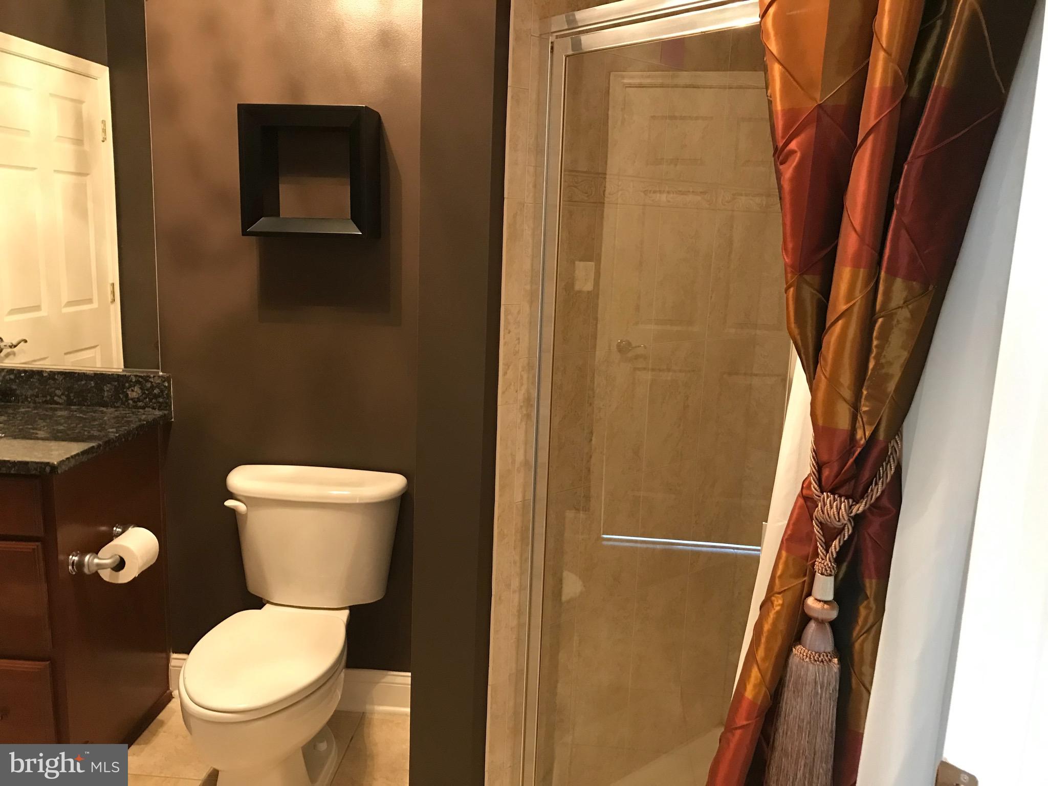 KING FARM IRVINGTON - Residential