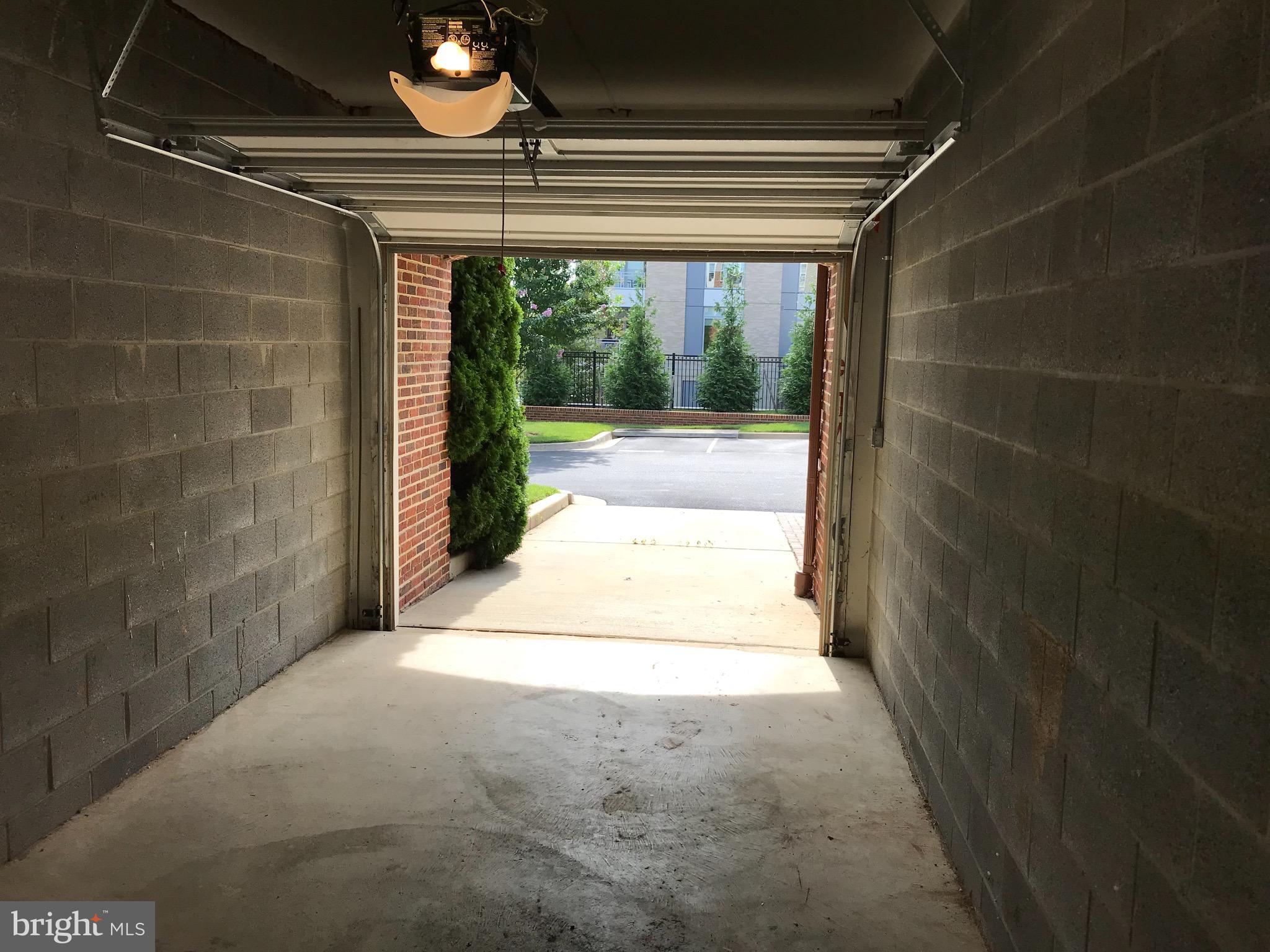 KING FARM IRVINGTON - Residential