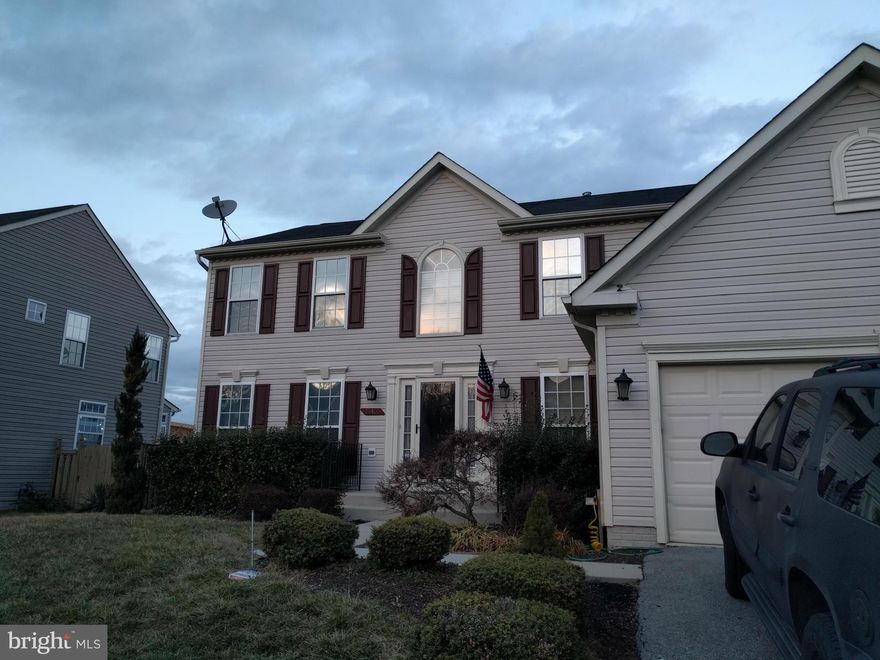 Great location!! Only a little TLC needed. 4 BR, 3.5 Bath, 2 car garage, fenced backyard, 3 finished levels, great backyard. Great floor plan with lots of space and finished basement. Pool table conveys in the basement Rec Rm if wanted. Passport title requested for smooth short sale settlement.