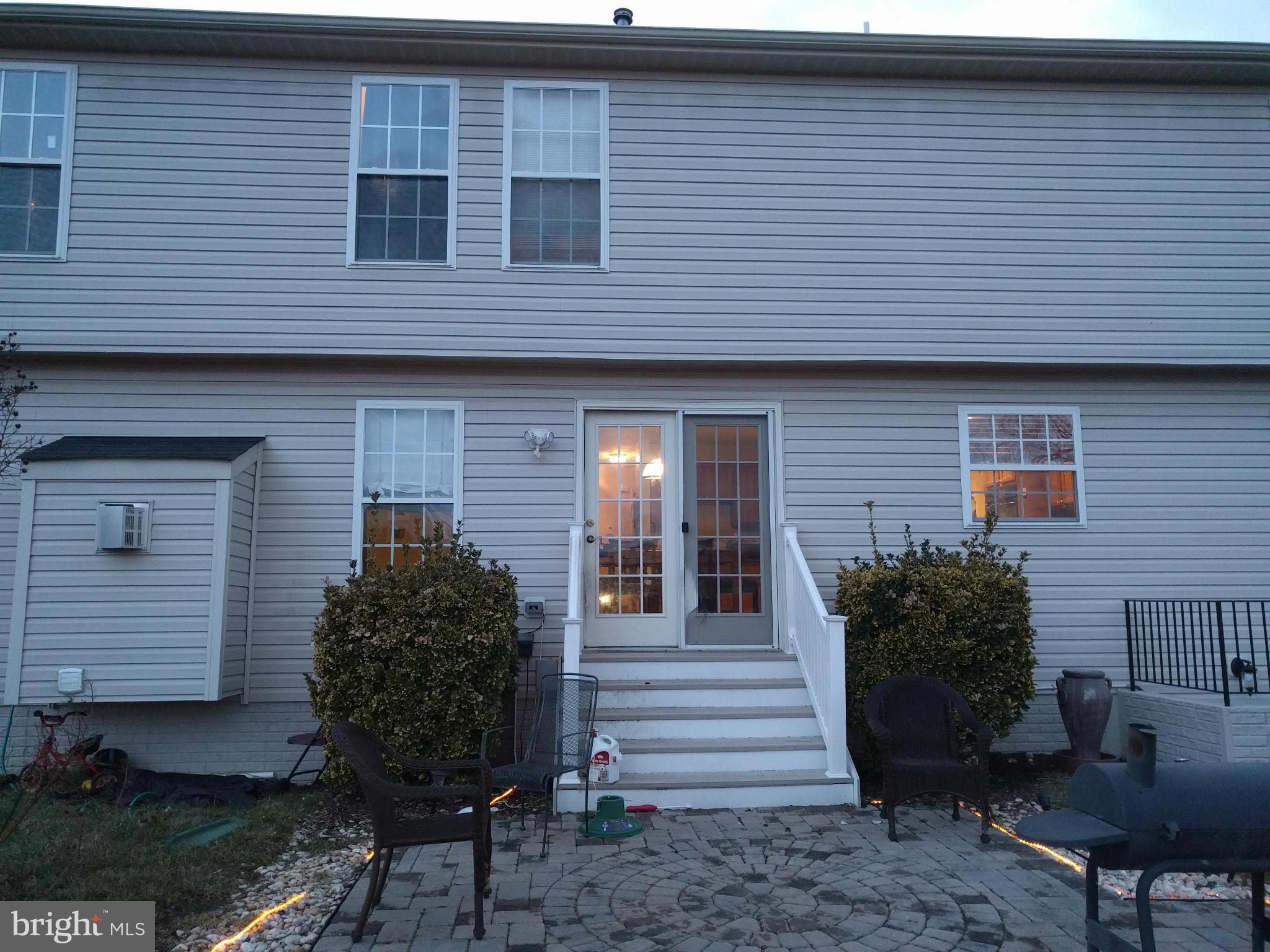 HAMPTON SUB-PLAT 1> - Residential