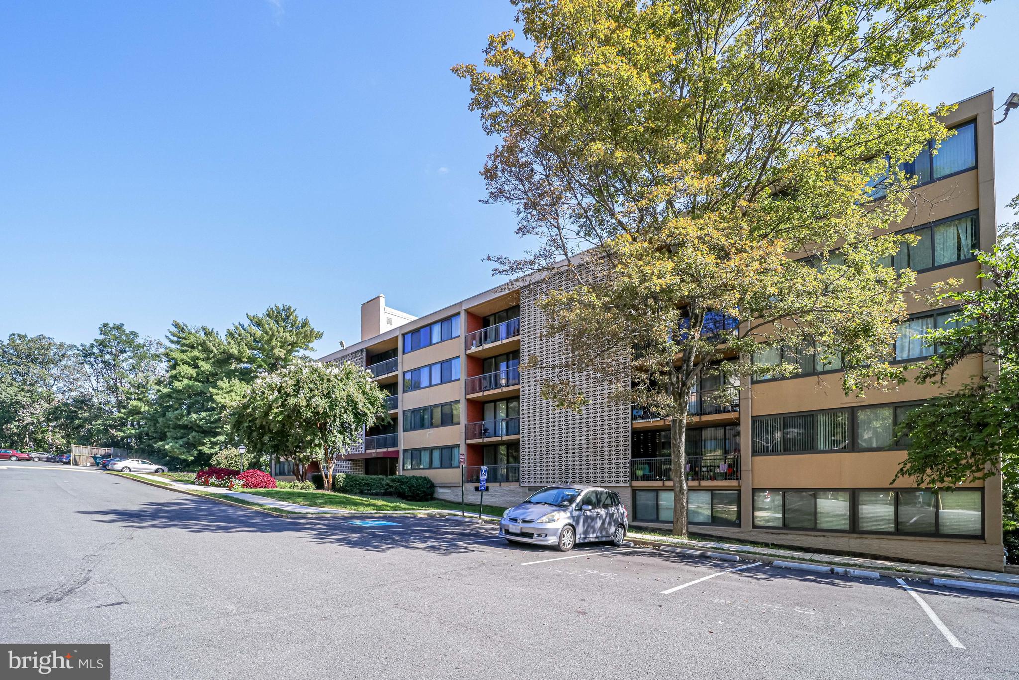4 S VAN DORN STREET 602