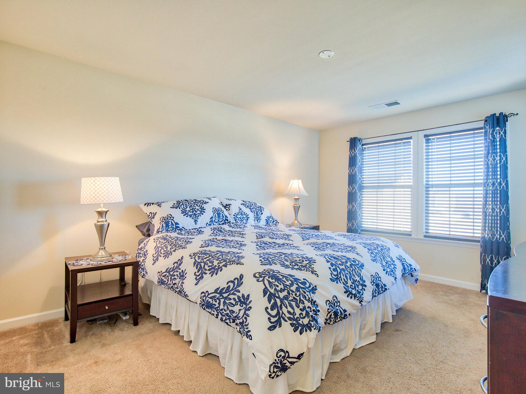 LAKELAND PLACE - Residential