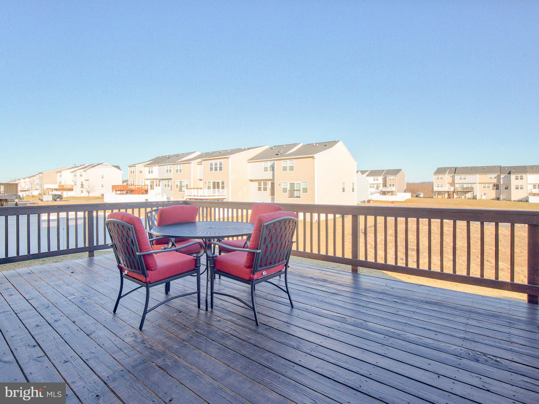 LAKELAND PLACE - Residential