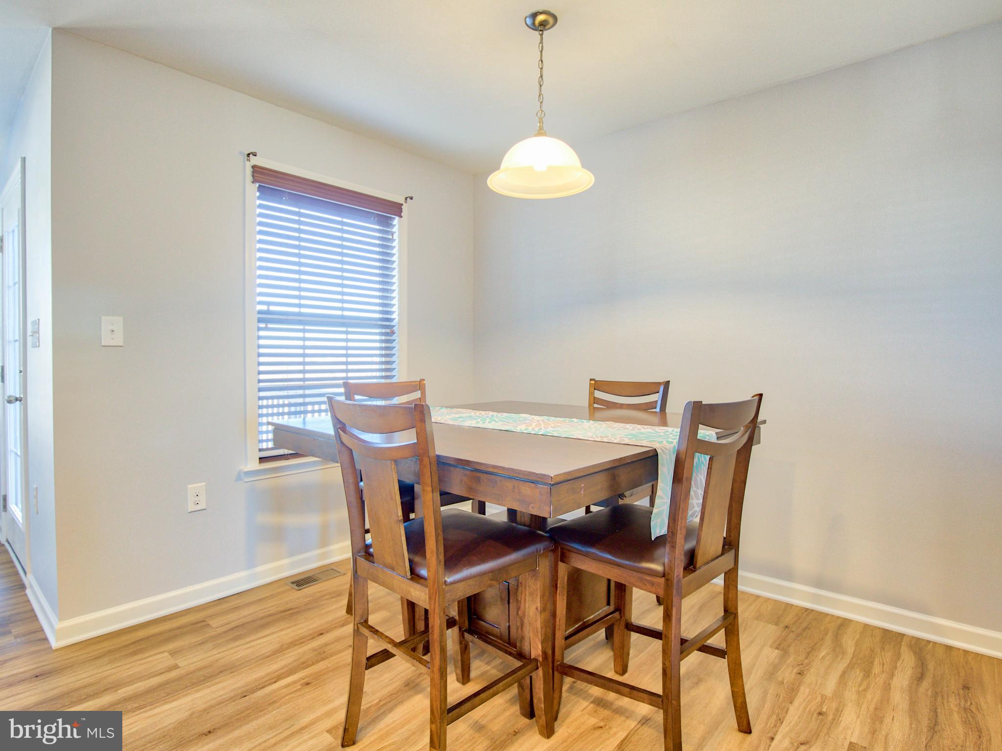 LAKELAND PLACE - Residential