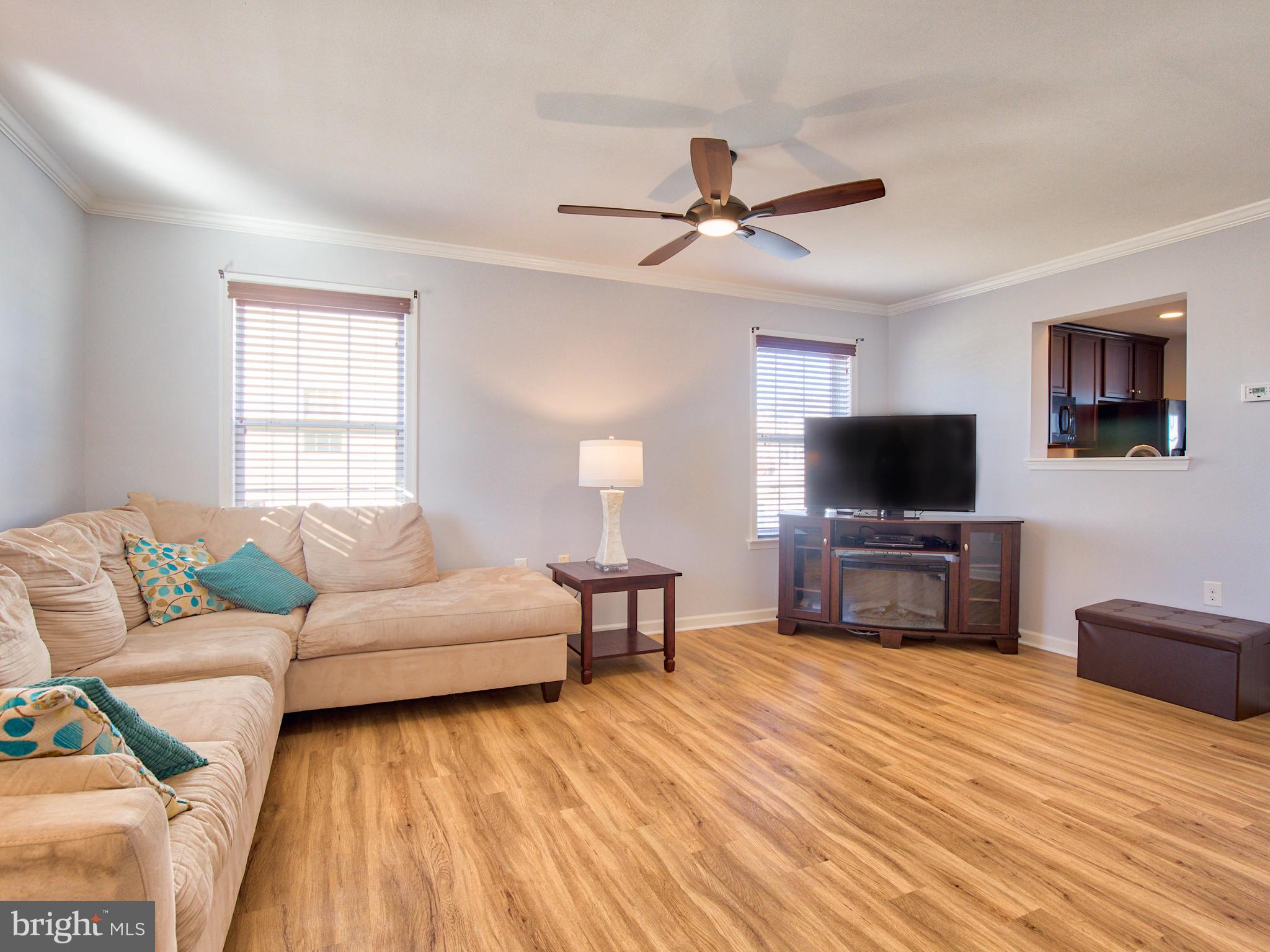 LAKELAND PLACE - Residential