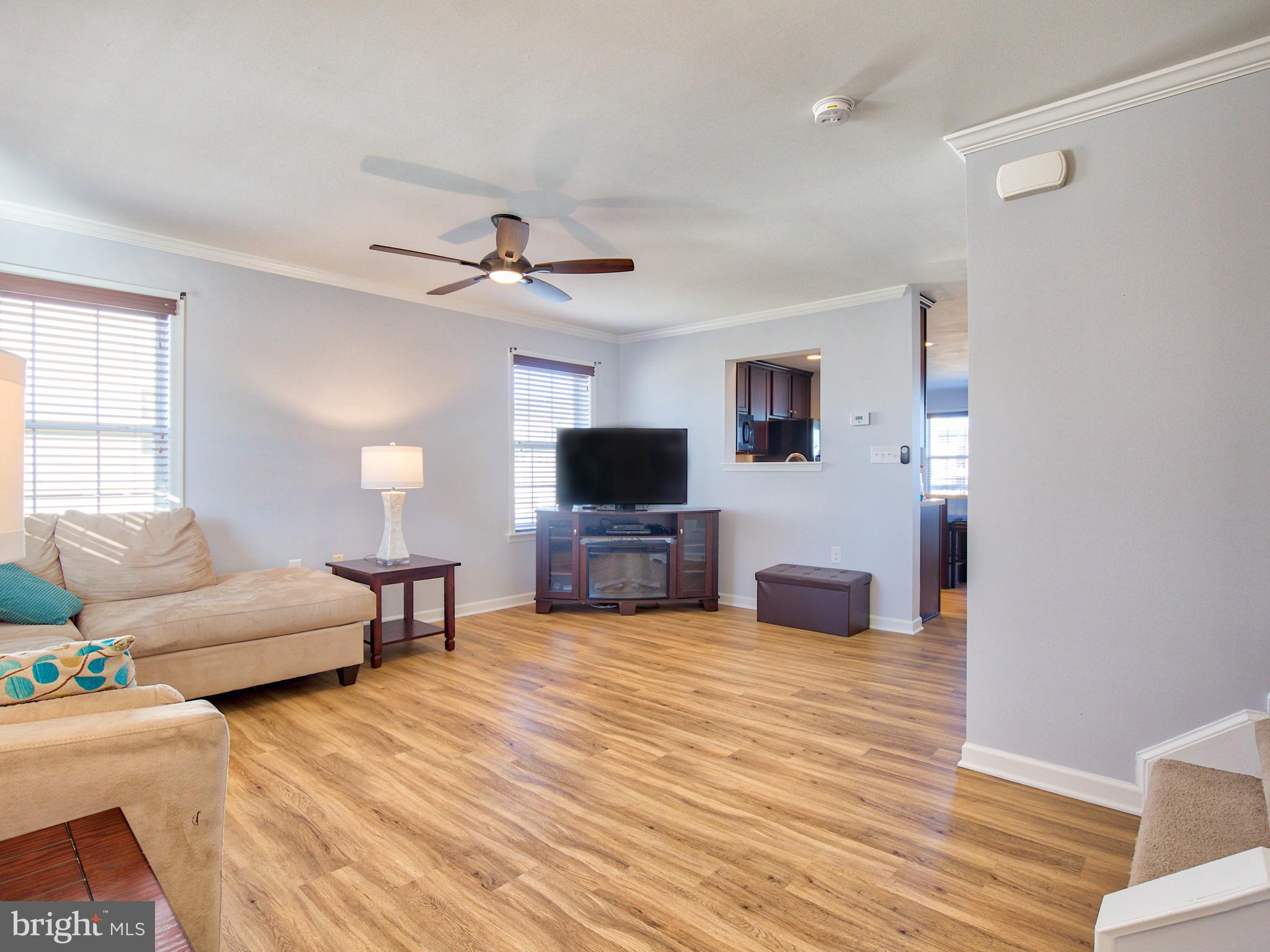 LAKELAND PLACE - Residential